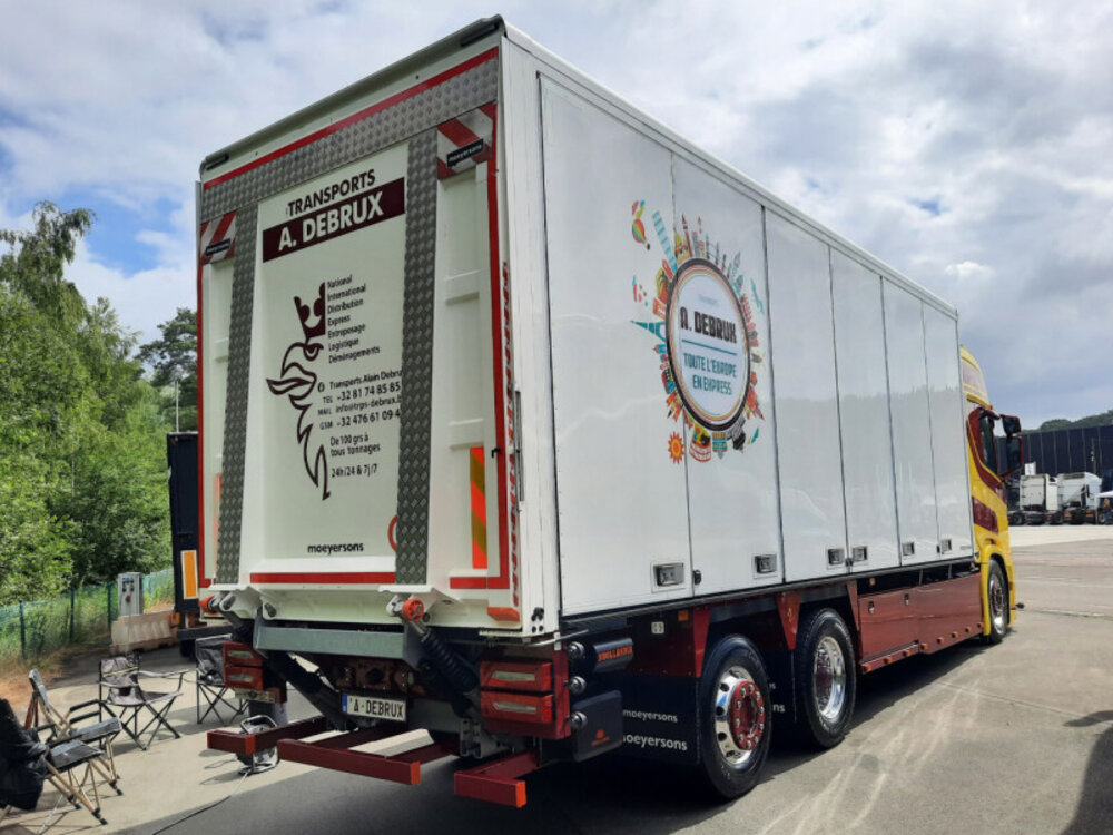 WSI WSI  Scania R Highline riged box truck 6x2 A. DEBRUX