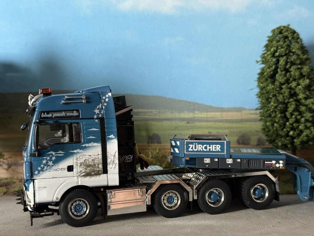 WSI WSI MAN TGX XXL 8x4 met euro lowloader + interdolly ZÜRCHER