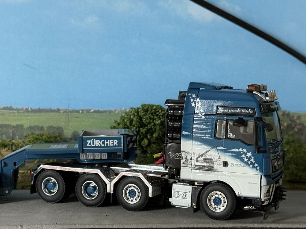 WSI WSI MAN TGX XXL 8x4 met euro lowloader + interdolly ZÜRCHER