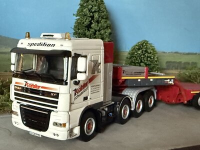 WSI WSI DAF 105XF Space Cab 8x4 with euro lowloader + interdolly KOHLER SCHWERLAST