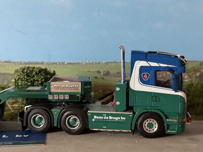 WSI WSI Scania R Highline 6x4 + 3-axle Nooteboom euro lowloader RENS DE BRUIJN "BRL"