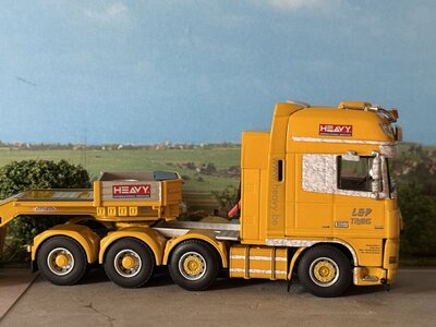 WSI WSI DAF 105XF Super Space Cab 8x4 + 4-axle Nooteboom euro lowloader L&P TRANS