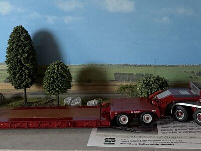 WSI Volvo FH Glob. XL 8x4 with euro lowloader + interdolly