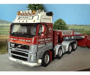 WSI Volvo FH Glob. XL 8x4 with euro lowloader + interdolly