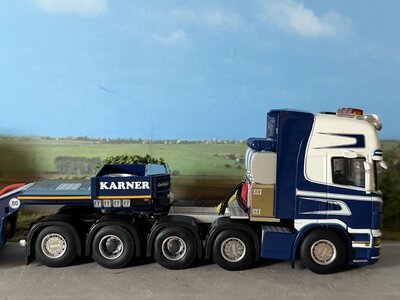 WSI WSI Scania R Topline 10x4 + 4-axle Nooteboom euro lowloader KARNER