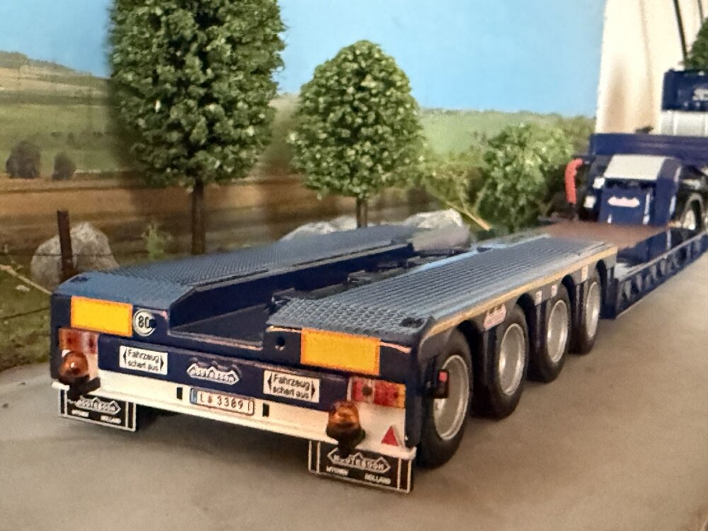WSI WSI Scania R Topline 10x4 + 4-axle Nooteboom euro lowloader KARNER