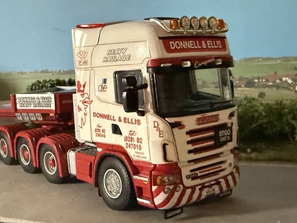 WSI WSI Scania R Topline 8x4 with euro lowloader + interdolly DONNELL & ELLIS