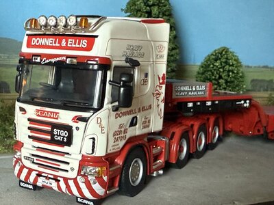 WSI WSI Scania R Topline 8x4 with euro lowloader + interdolly DONNELL & ELLIS
