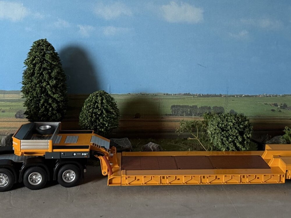 WSI WSI Scania R Highline 8x4 + 4-axle Nooteboom euro lowloader P. VOS