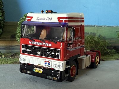 WSI WSI DAF 3300 Space Cab 4x2 VEENSTRA