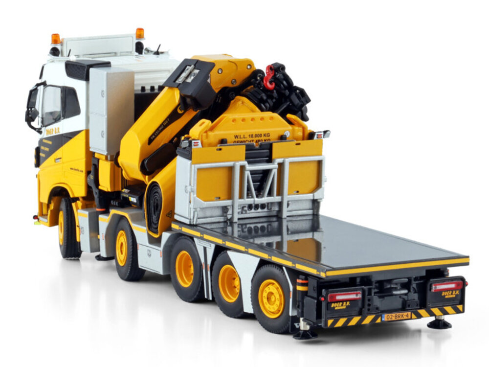 WSI WSI Volvo FH4 Sleeper Cab 10x4 tag axle with palfinger pk 135.002+ jib BOER B.V.