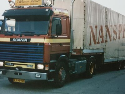 Tekno Tekno Scania 3-serie with 3-axle classic reefer trailer WERNER NIELSEN