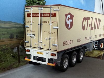 Tekno Tekno Scania 3-serie with 3-axle classic reefer trailer WERNER NIELSEN