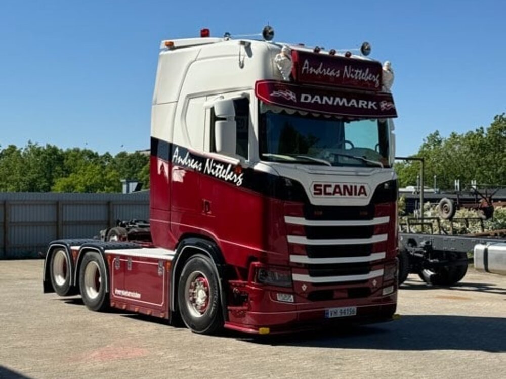 Tekno Tekno Scania Next Gen Highline sleepas trekker NITTEBERG