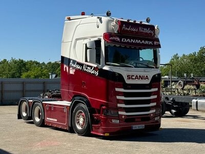 Tekno Tekno Scania Next Gen Highline sleepas trekker NITTEBERG