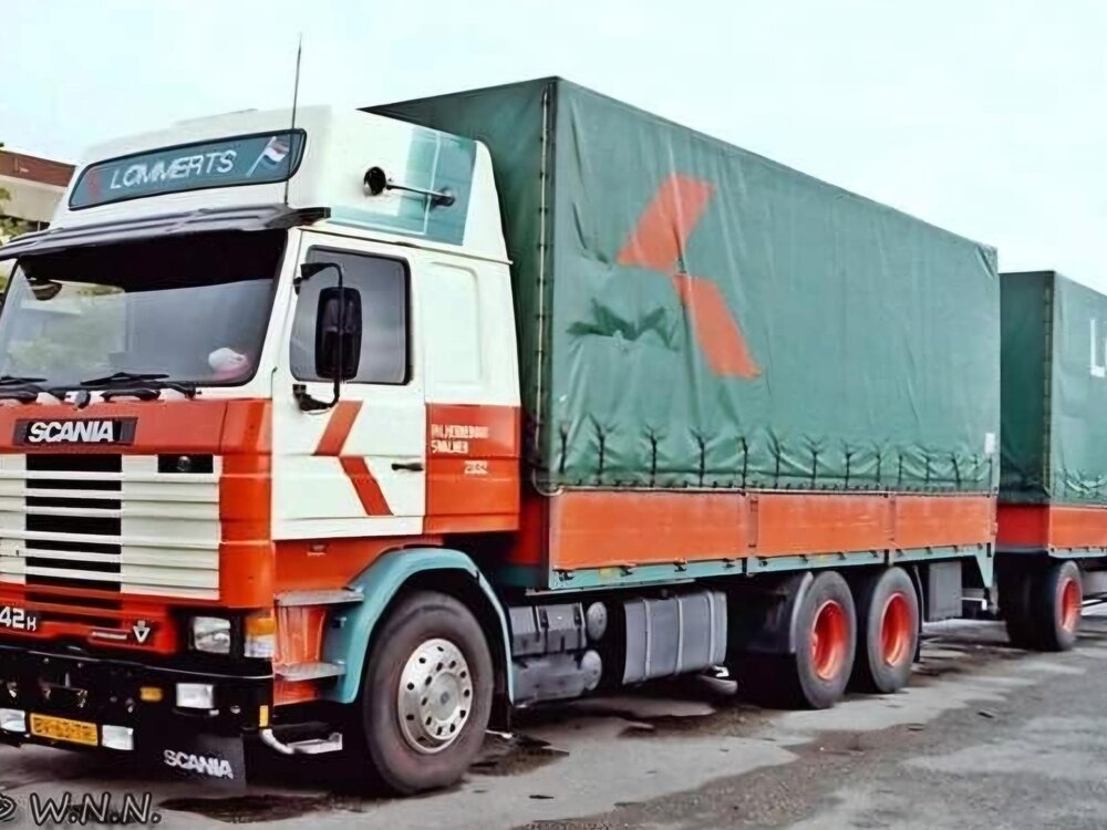 Tekno Tekno Scania 2- serie riged truck with tilt trailer LOMMERTS