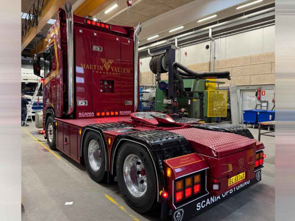 WSI WSI Scania S Highline 6x2 VALLEM