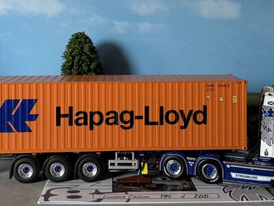WSI WSI Scania R580 6x4 with 3-axle container trailer + Hapag Lloyd container KENNY FERGUSON TRANSPORT