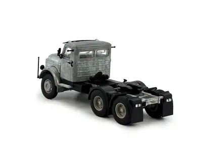 Tekno Tekno Volvo L495/ N88 day cabin 6x2 Tractor kit