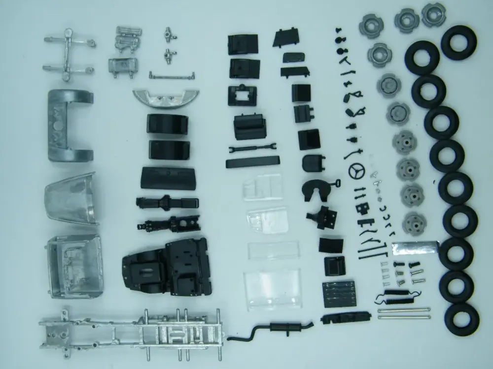 Tekno Tekno Volvo L495/ N88 day cabin 6x2 Tractor kit