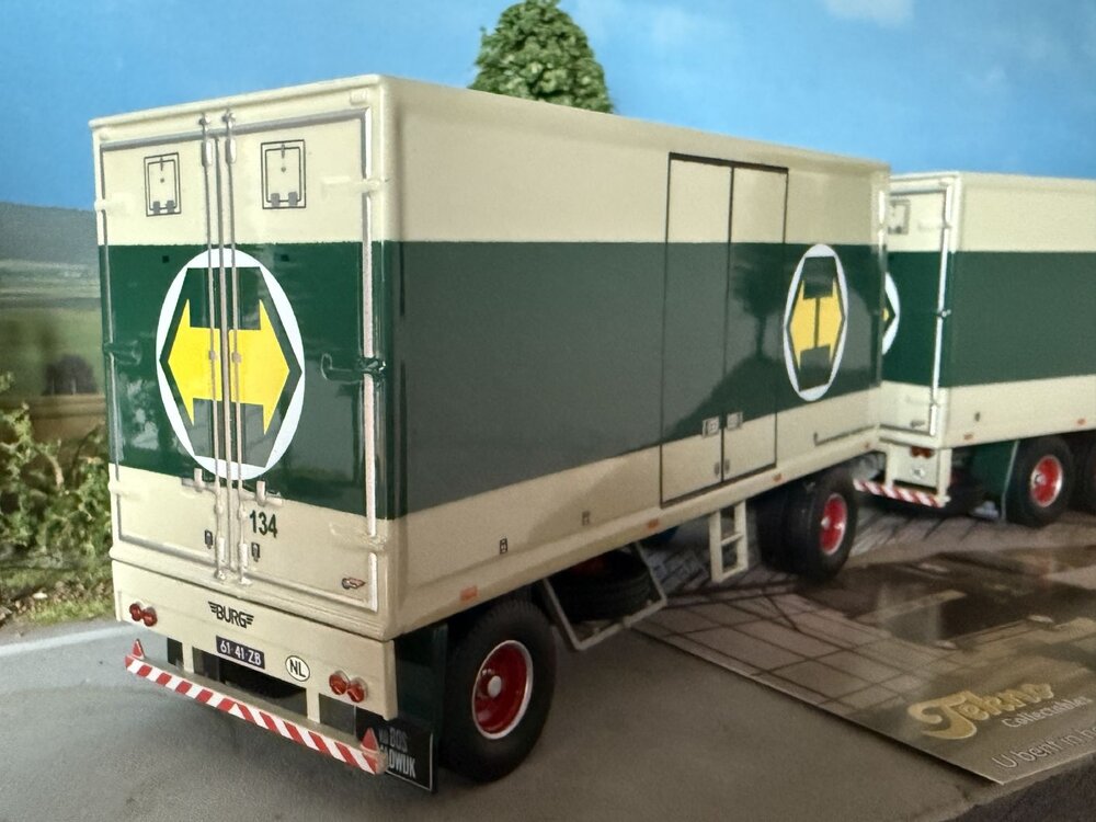 Tekno Tekno Scania 141 motorwagen met aanhanger VAN DEN BOS