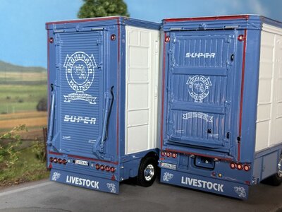 Tekno Tekno Scania Next Gen S-serie Highline veecombi met resin bakken BRÜHLMANN