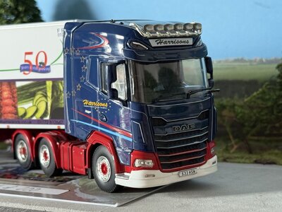 WSI WSI DAF XG+ 6x2 with 3-axle Chereau reefer trailer HARRISONS PRESTON