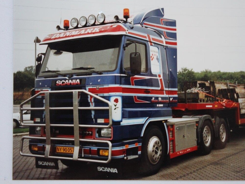 Tekno Tekno Scania 3-serie Streamline 6x2 sleepas trekker JOHN PEDERSEN