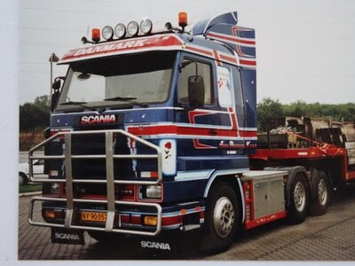 Tekno Tekno Scania 3-serie Streamline 6x2 sleepas trekker JOHN PEDERSEN