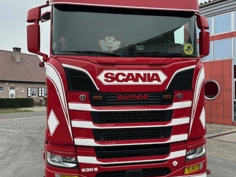 Tekno Tekno Scania Next Gen S 4x2 met 3-as STAS kipper PEETERS
