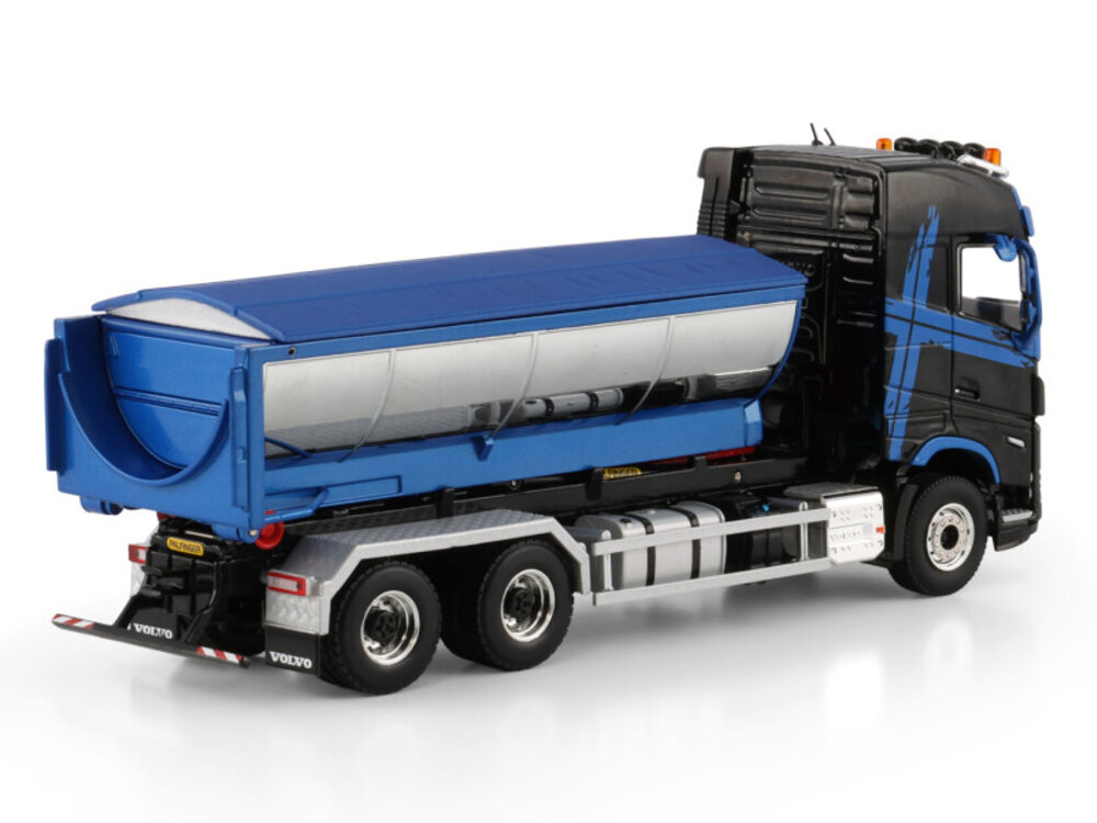WSI WSI Volvo FH5 Globetrotter 6x4  hooklift system + asphalt container PREMIUM LINE