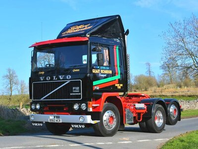 Tekno Tekno Volvo F12 6x2 GILBERT RICHARDSEN