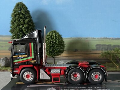 Tekno Tekno Volvo F12 6x2 GILBERT RICHARDSEN