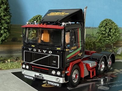 Tekno Tekno Volvo F12 6x2 GILBERT RICHARDSEN