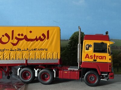 Tekno Tekno Ford Transcontinental with 3-axle tilttrailer ASTRAN