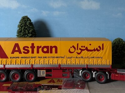 Tekno Tekno Ford Transcontinental met 3-assige huifoplegger ASTRAN