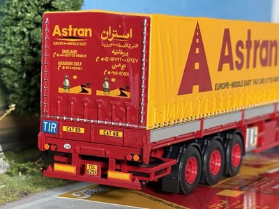Tekno Tekno Ford Transcontinental met 3-assige huifoplegger ASTRAN