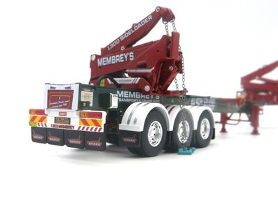 Drake collectibles Drake Box loader + 20ft. container MEMBREY'S