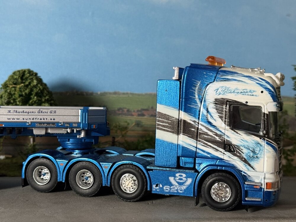 Tekno Tekno Scania R-serie Topline 8x4 with Goldhofer XLE 3+5 lowloader THURHAGENS