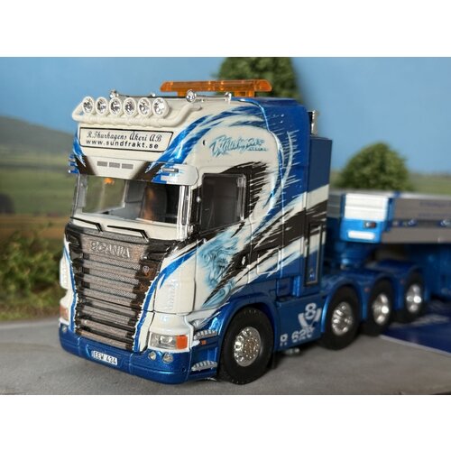 Tekno Tekno Scania R-serie Topline 8x4 with Goldhofer XLE 3+5 lowloader THURHAGENS Tekno Tekno Scania R-serie Topline 8x4 with Goldhofer XLE 3+5 lowloader THURHAGENS