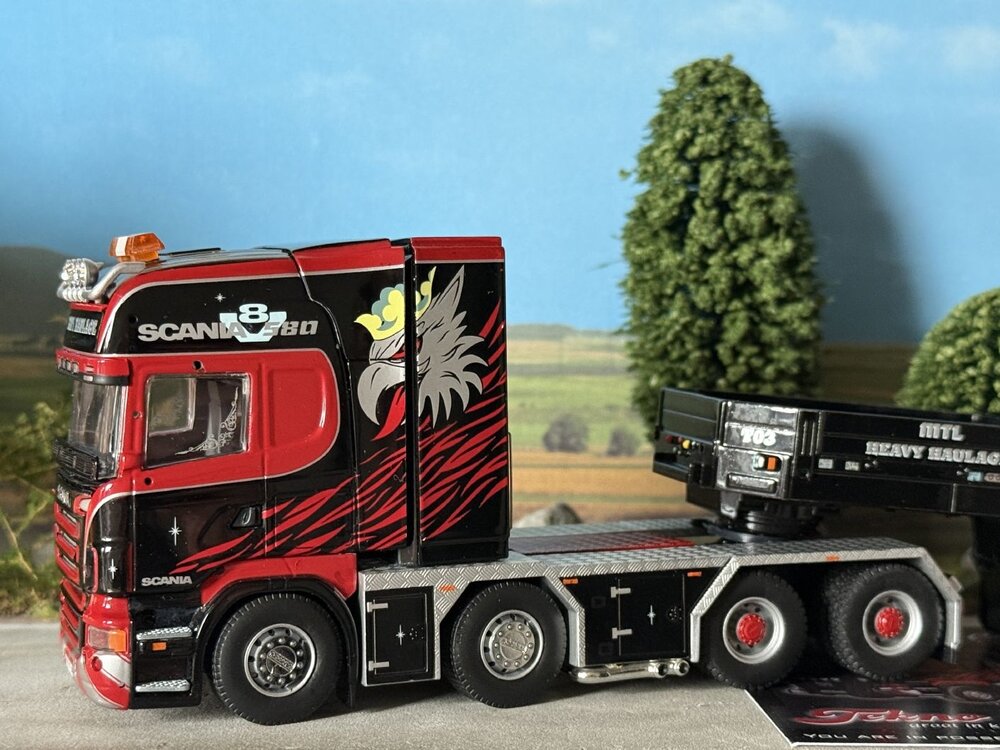 Tekno Tekno Scania R-serie Topline 8x4 with Goldhofer XLE 3+5 lowloader MTL Heavy Haulage
