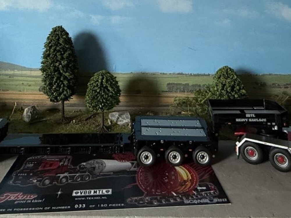 Tekno Tekno Scania R-serie Topline 8x4 with Goldhofer XLE 3+5 lowloader MTL Heavy Haulage