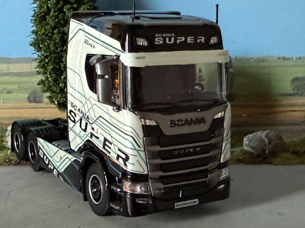 Tekno Tekno Scania Super Next Gen Highline 6x2 sleepas SCANIA SUPER