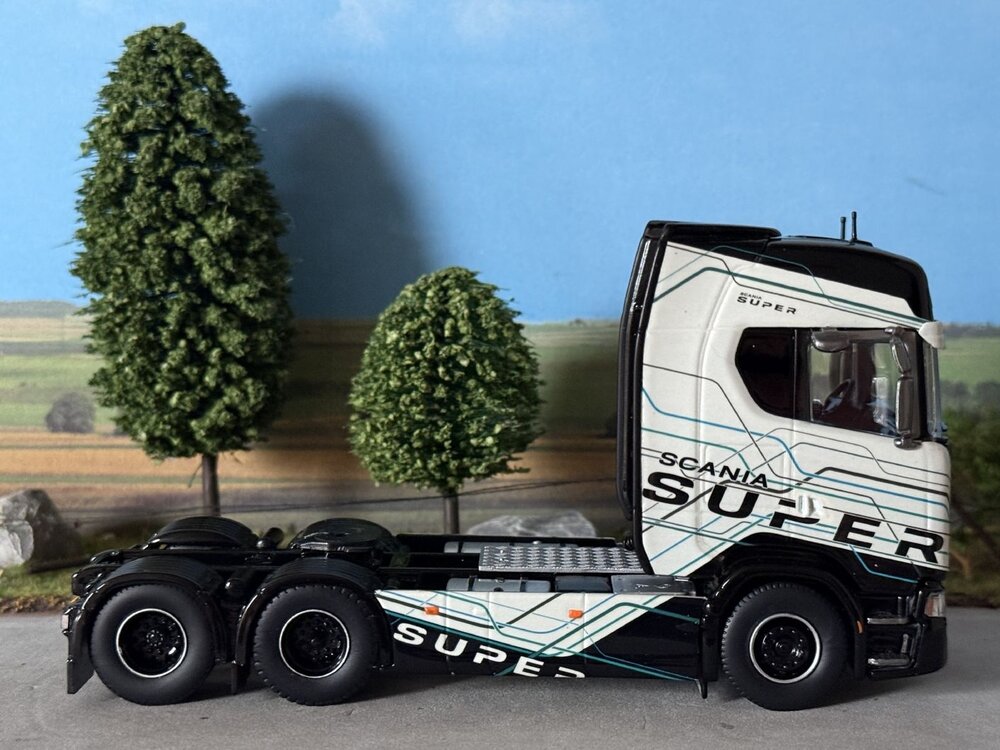 Tekno Tekno Scania Super Next Gen Highline 6x2 sleepas SCANIA SUPER