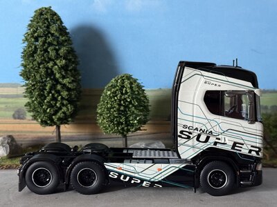 Tekno Tekno Scania Super Next Gen Highline 6x2 sleepas SCANIA SUPER