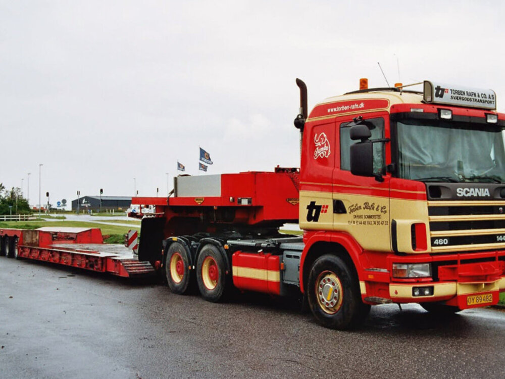 WSI WSI Scania 4-serie flat roof 6x4 + 4-axle euro low loader TORBEN RAFN