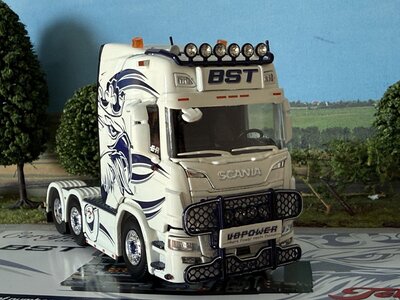Tekno Tekno Scania Next Gen R Highline 6x2 BST