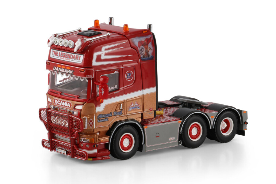 WSIスカニア 6×4セミホイールウェルローローダートレ1/50 WSI Scania R4