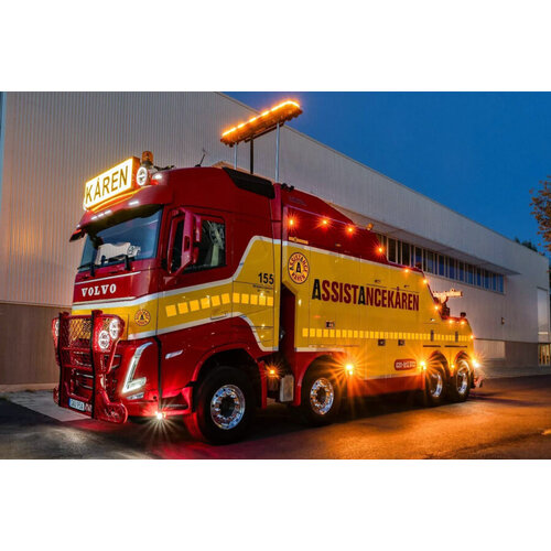 WSI WSI Volvo FH5 Globetrotter Falkom 8x4  ASSISTANCEKAREN