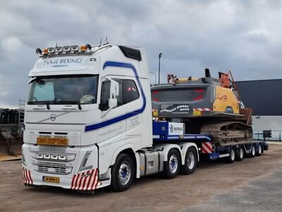 Cavallino Cavallino Volvo FH5 Globetrotter XL 6x2 met 4-as semi dieplader TWAN BIERINGS (Tyme Bierings)